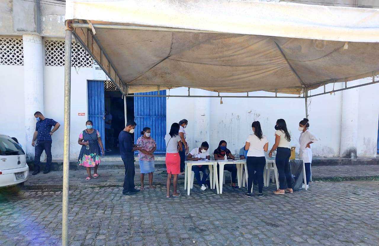Camacã: Prefeitura vacina cerca de 500 pessoas com Comorbidade